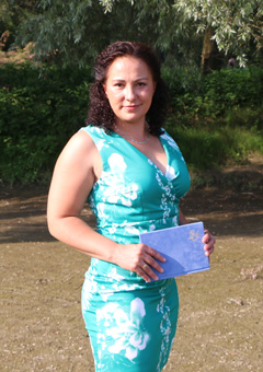 ANDERNÉ RÖSZLER ERIKA